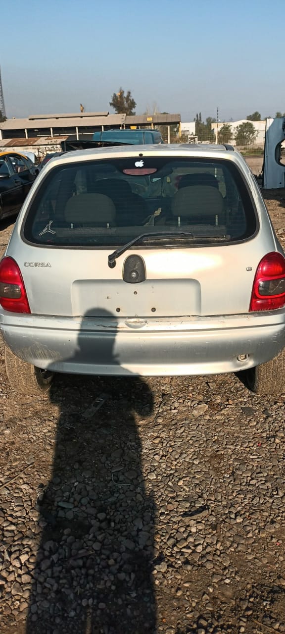  Chevrolet CORSA 2004    EN DESARME